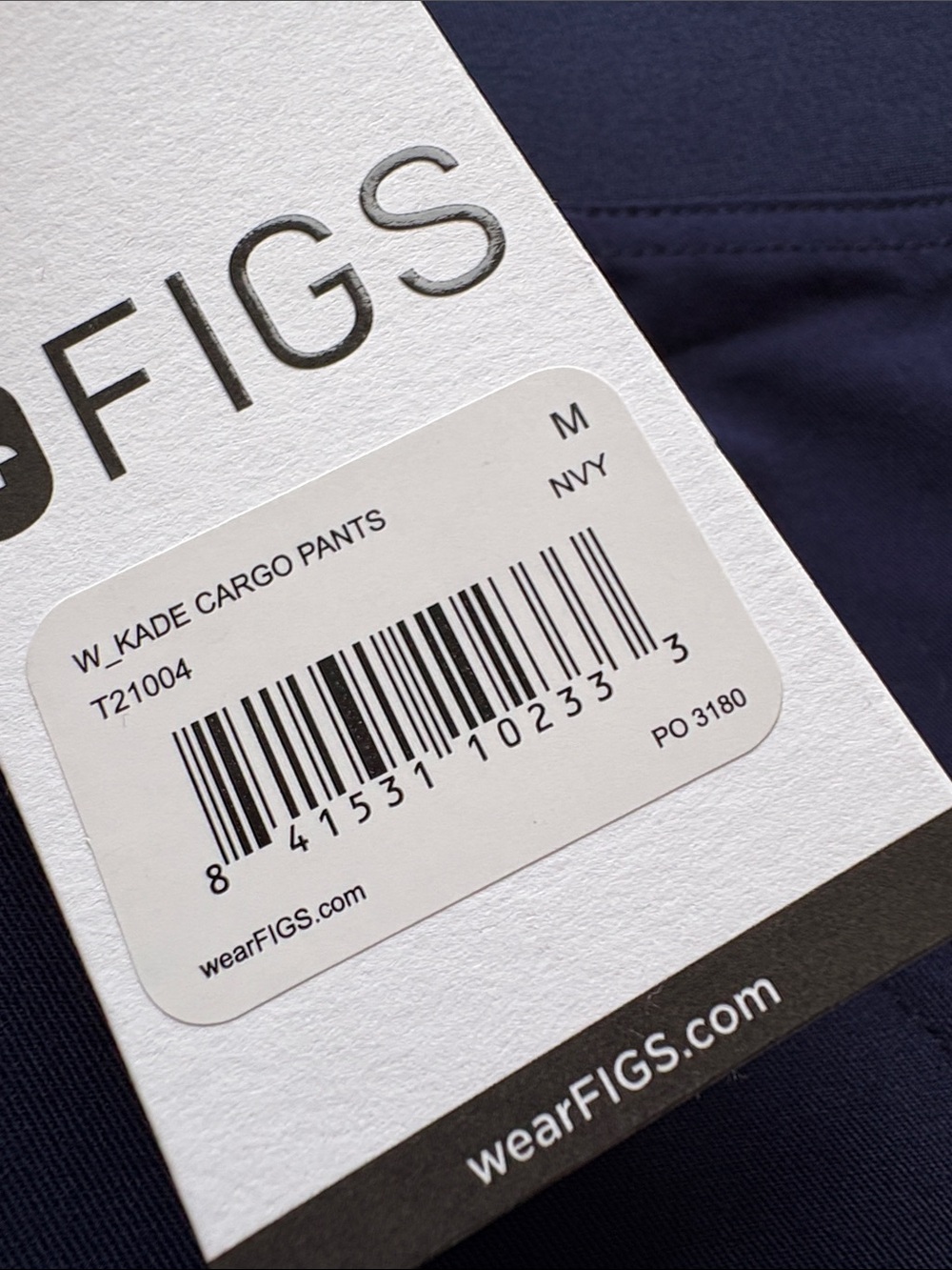 Women’s FIGS Kade Cargo Pants - Picture 3 of 7